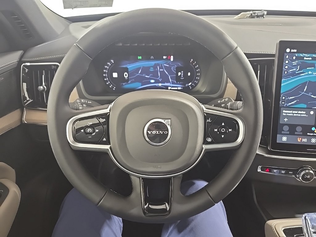 Used 2026 Volvo XC90 B6 Plus w/ Protection Package Premier AWD/4WD image 9