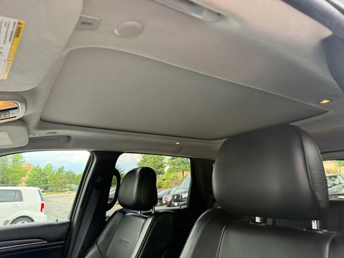 Used 2018 Jeep Grand Cherokee Summit w/ Platinum Series Group AWD/4WD image 28