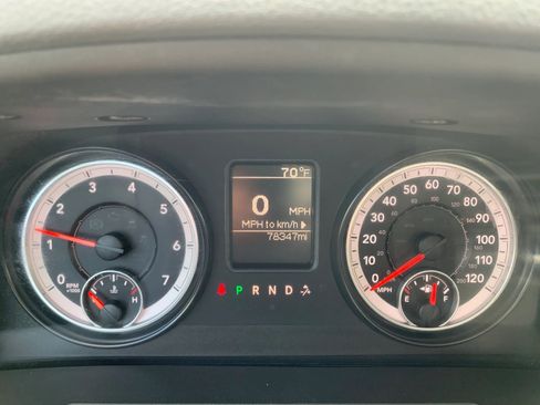 Used 2015 RAM 2500 Tradesman RWD image 11