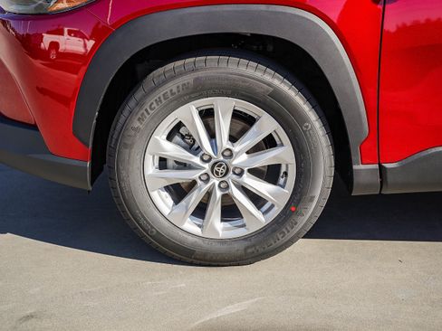 New 2026 Toyota Corolla Cross LE image 7