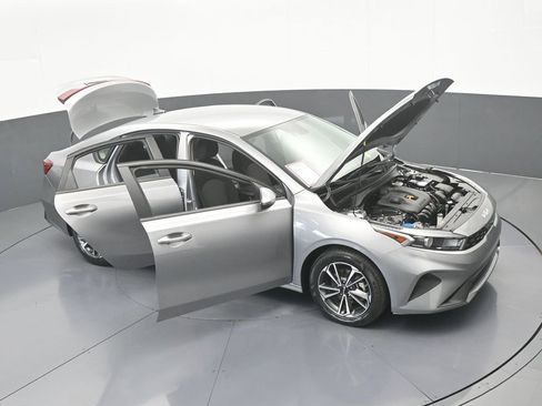 Used 2024 Kia Forte LXS FWD image 61