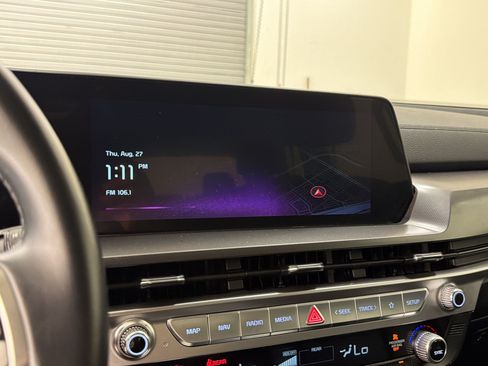 Used 2025 Kia Telluride S FWD image 21