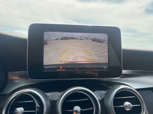 Used 2018 Mercedes-Benz C 300 Sedan image 43