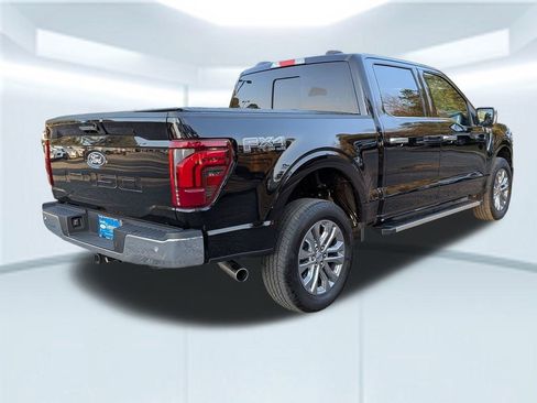 Used 2024 Ford F150 Lariat w/ FX4 Off-Road Package image 5