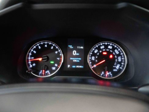 Used 2021 Toyota RAV4 XLE FWD image 15