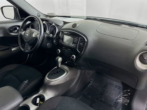 Used 2015 Nissan Juke SV image 34