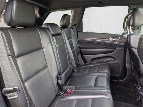 Used 2017 Jeep Grand Cherokee Limited w/ Luxury Group II image 20