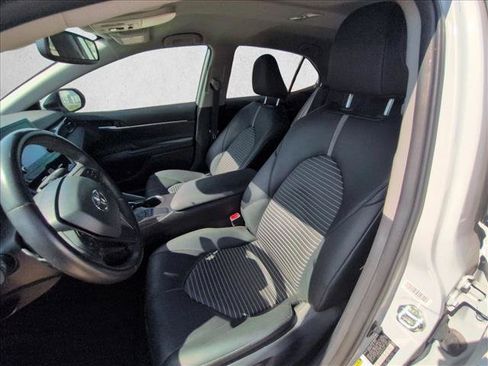 Used 2024 Toyota Camry SE w/ Convenience Package FWD image 13