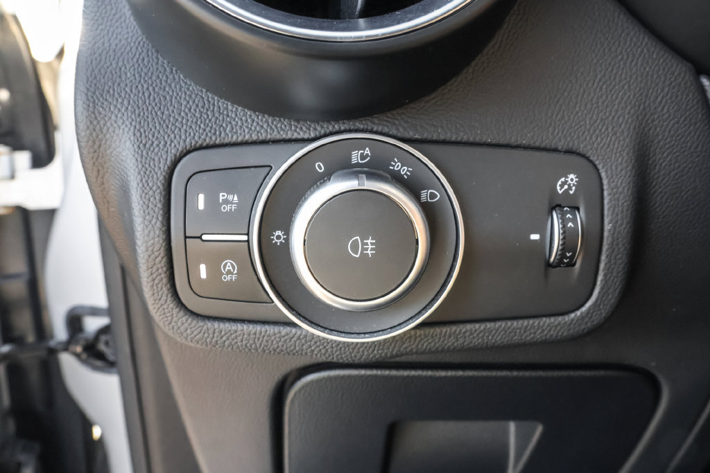Used 2018 Alfa Romeo Stelvio Ti Sport AWD/4WD image 21