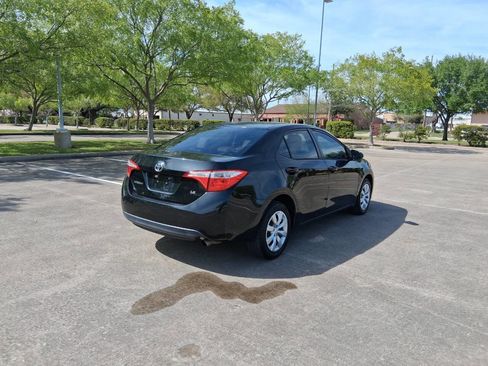 Used 2014 Toyota Corolla LE FWD image 6