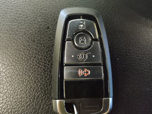 Used 2020 Ford Expedition XLT RWD image 32