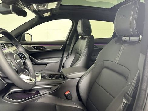 New 2026 Jaguar F-PACE R-Dynamic S image 13