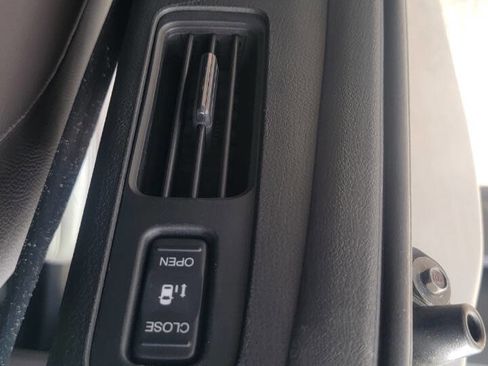 Used 2019 Honda Odyssey EX-L image 28