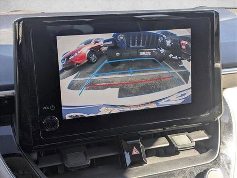 Used 2024 Toyota Corolla LE image 12