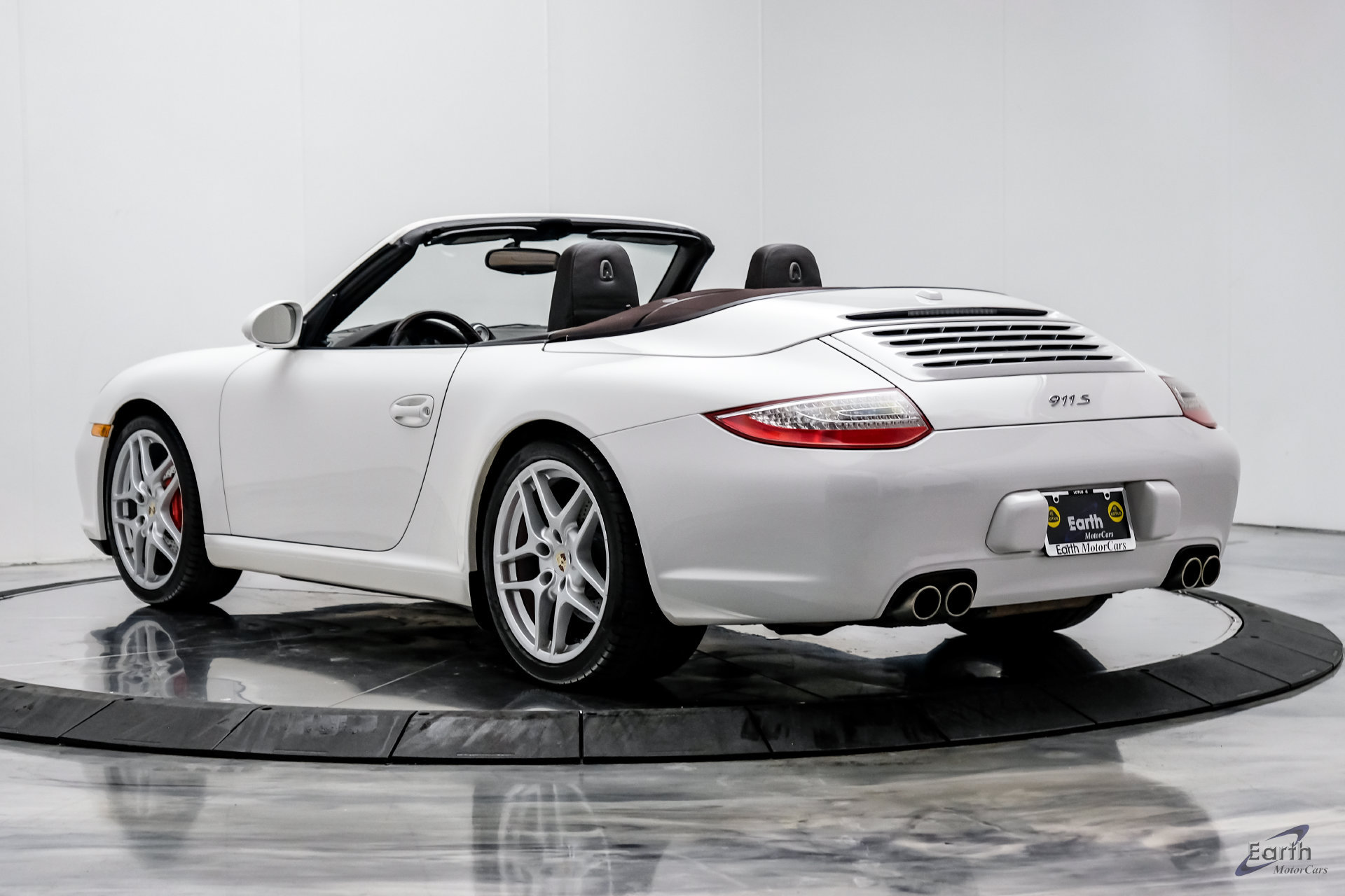 Used 2011 Porsche 911 Carrera S RWD image 13