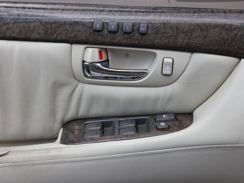 Used 2002 Lexus LS 430 image 53