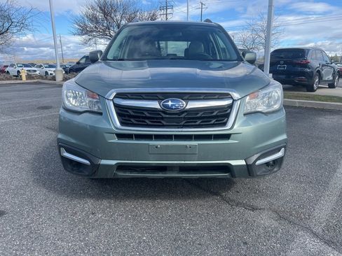 Used 2017 Subaru Forester 2.5i Premium w/ All-Weather Package image 3