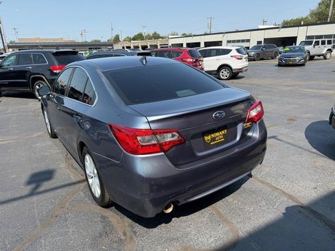 Used 2017 Subaru Legacy 2.5i Premium AWD/4WD image 4