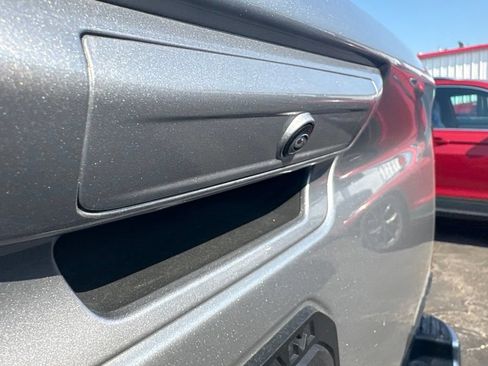Used 2022 RAM 1500 Laramie AWD/4WD image 22