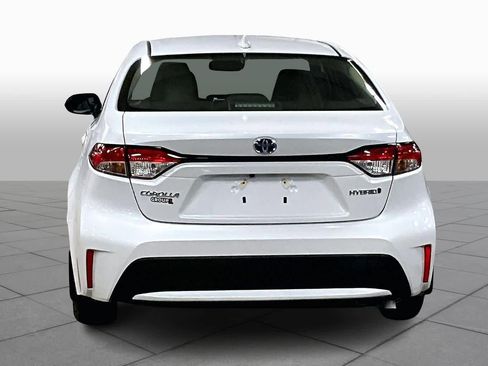 Certified 2022 Toyota Corolla LE image 5