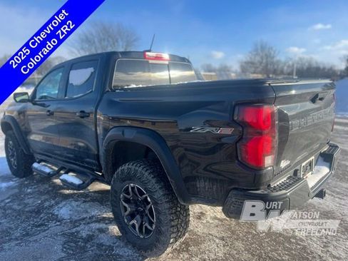 Used 2025 Chevrolet Colorado ZR2 w/ Technology Package image 4
