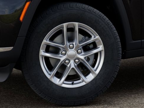 New 2026 Jeep Grand Cherokee L 4WD image 4