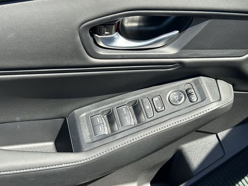 Used 2025 Honda Accord Sport image 10