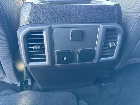 Used 2018 Ford F150 XLT w/ Equipment Group 302A Luxury AWD/4WD image 15