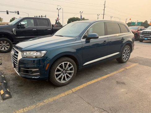 Used 2019 Audi Q7 3.0T Premium Plus w/ Premium Plus Package AWD/4WD image 5