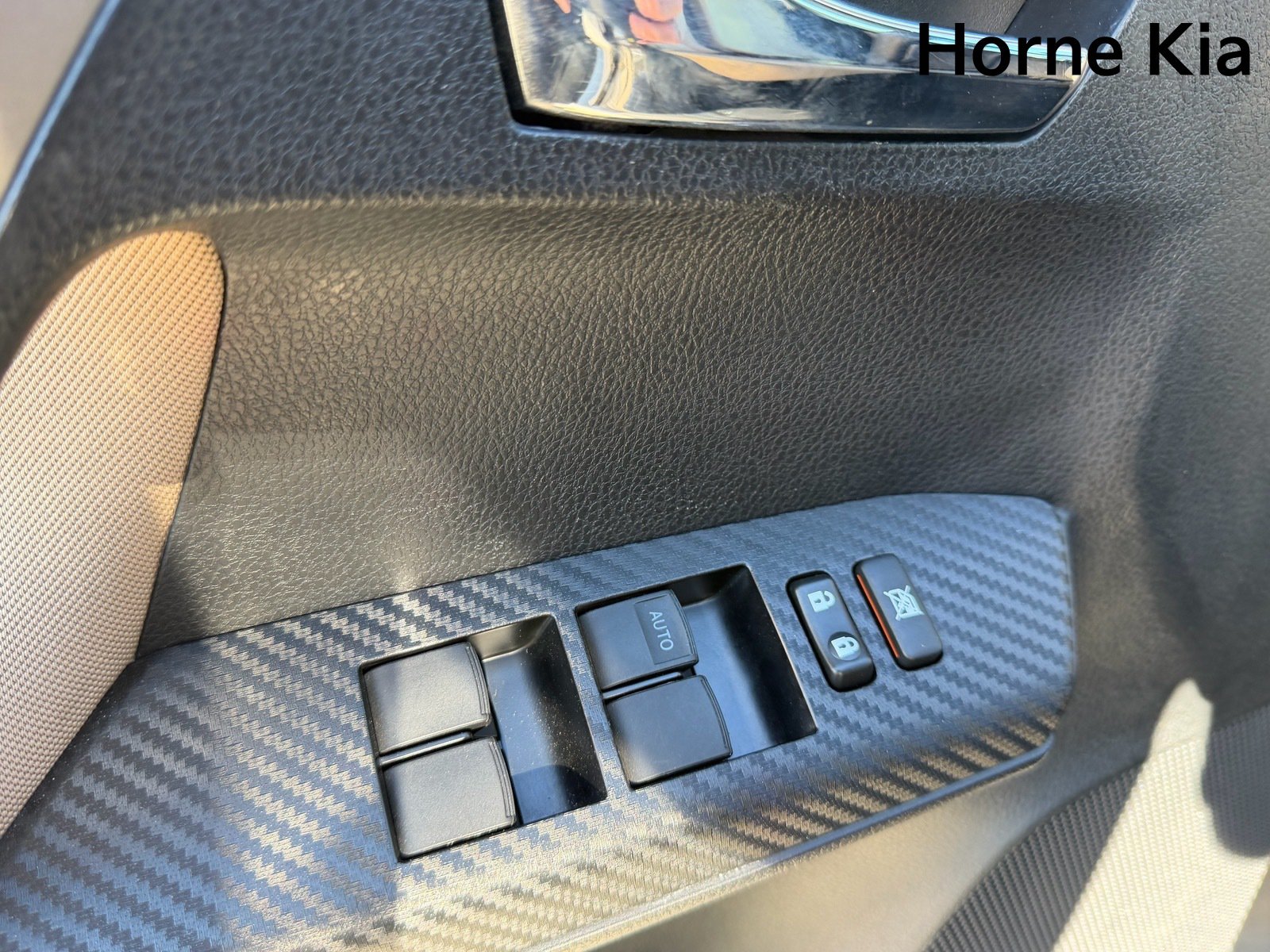 Used 2014 Toyota RAV4 XLE FWD image 21