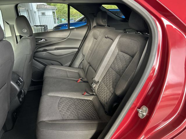 Used 2018 Chevrolet Equinox LT w/ Sun & Infotainment Package AWD/4WD image 24