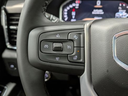 Used 2025 GMC Sierra 3500 Denali w/ Denali Reserve Package image 23