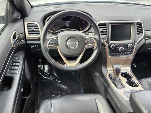 Used 2016 Jeep Grand Cherokee Limited image 29