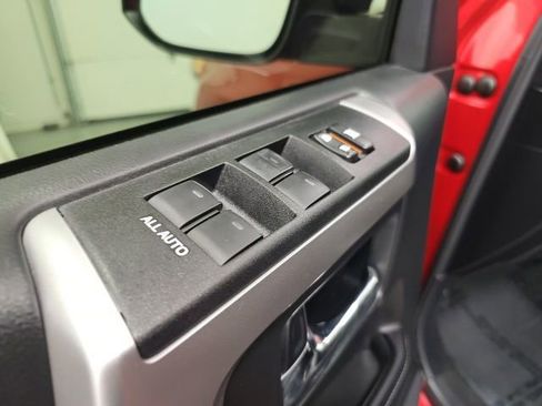 Used 2019 Toyota 4Runner SR5 Premium image 39