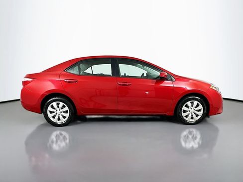 Used 2016 Toyota Corolla LE FWD image 8
