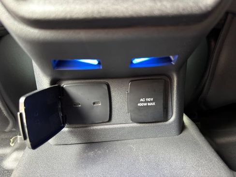 Used 2025 Ford Bronco Badlands w/ Sasquatch Package AWD/4WD image 18