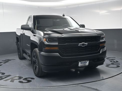 Used 2017 Chevrolet Silverado 1500 W/T w/ Black Out Edition image 3