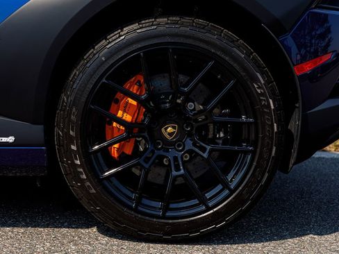 Used 2023 Lamborghini Huracan Sterrato image 21