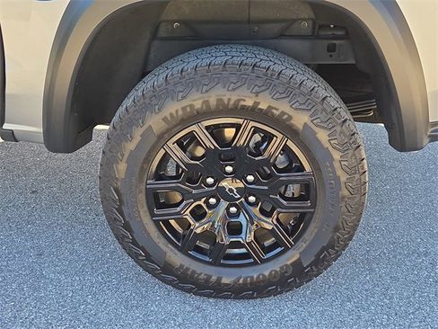 Certified 2024 Chevrolet Colorado Trail Boss image 7