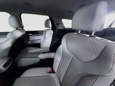Used 2025 Hyundai Palisade SEL FWD image 22