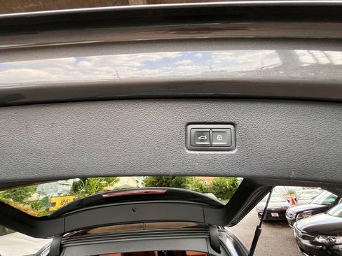 Used 2022 Audi Q7 2.0T Premium Plus AWD/4WD image 55