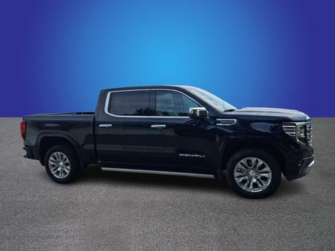 Used 2023 GMC Sierra 1500 Denali AWD/4WD image 3