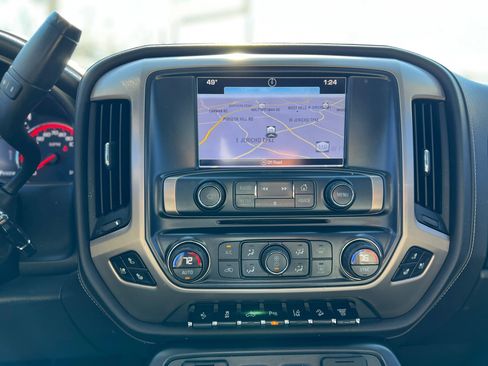 Used 2016 GMC Sierra 2500 Denali w/ Duramax Plus Package image 9