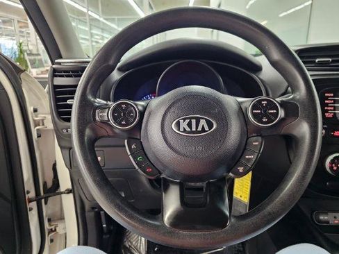 Used 2014 Kia Soul 5dr Wgn Auto Base image 10