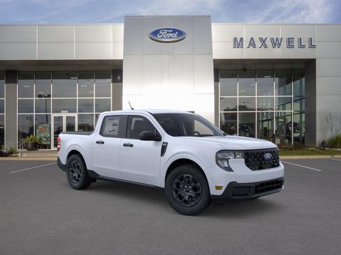 New 2026 Ford Maverick XLT image 29
