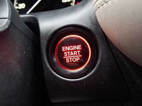 Certified 2023 Honda HR-V LX image 25