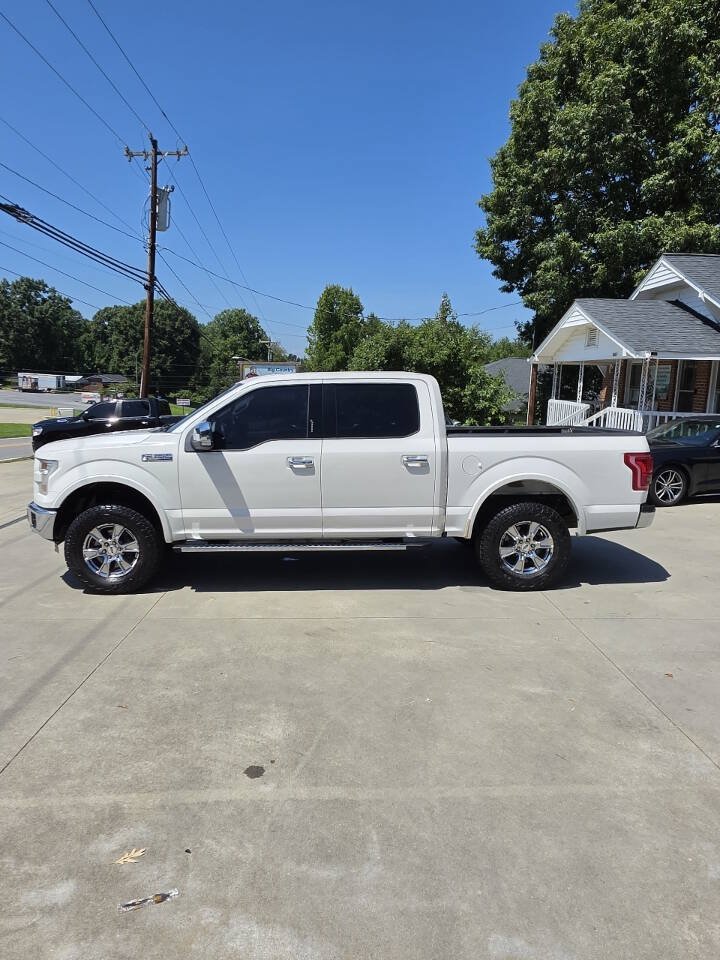 Used 2015 Ford F150 Lariat w/ Equipment Group 502A Luxury AWD/4WD image 3