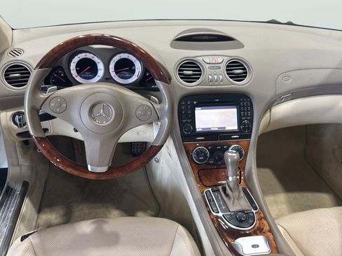 Used 2009 Mercedes-Benz SL 550 image 14