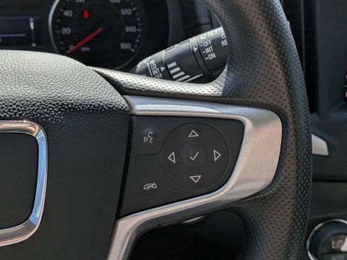 Used 2023 GMC Terrain SLE w/ Driver Convenience Package FWD image 24