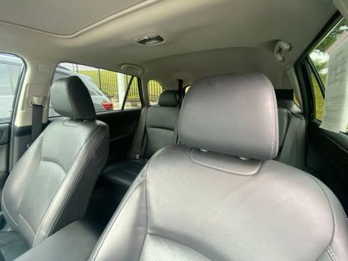 Used 2019 Subaru Outback 3.6R Limited w/ Popular Package #2 AWD/4WD image 5
